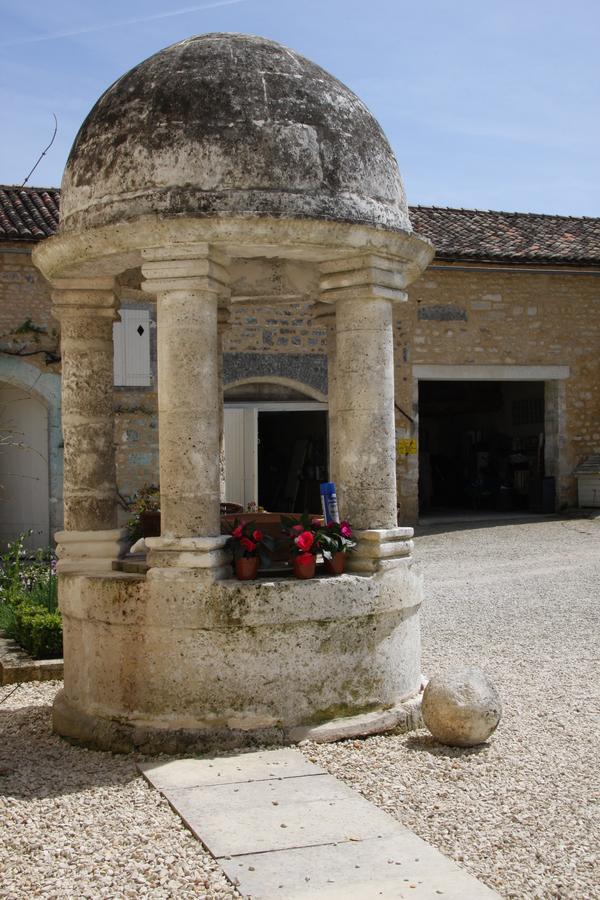 Chateau Manoir De La Leche Touvre Eksteriør bilde